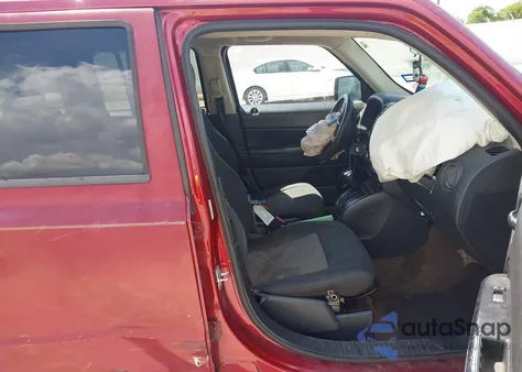 2014 Jeep Patriot Sport z USA, uszkodzony, nr VIN 1C4NJPBA0ED812187